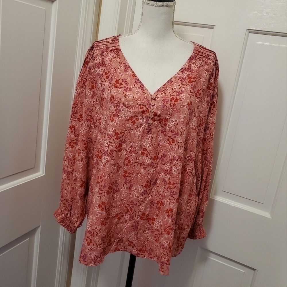 NWT Terra & Sky Pink & Purple Floral Print Henley Woven Top Size 0X/14W colorful